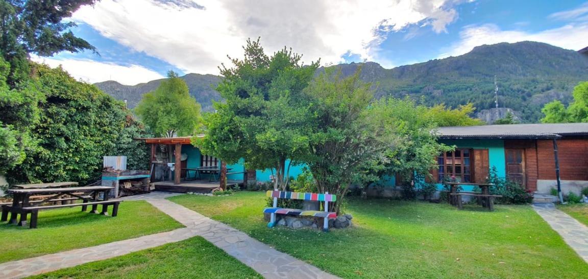 La Estacion Hostel Lago Puelo Dış mekan fotoğraf
